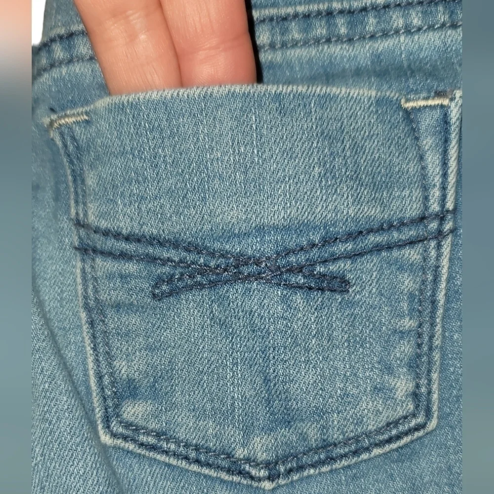 Gap Kids Matching Flare distressed embroidered Jeans and Flower applique  Top